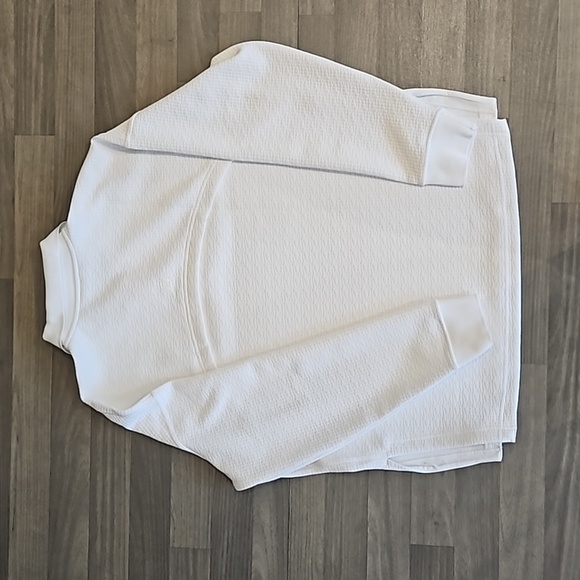 Lululemon Textured Long Sleeve Polo Shirt - Picture 2 of 7